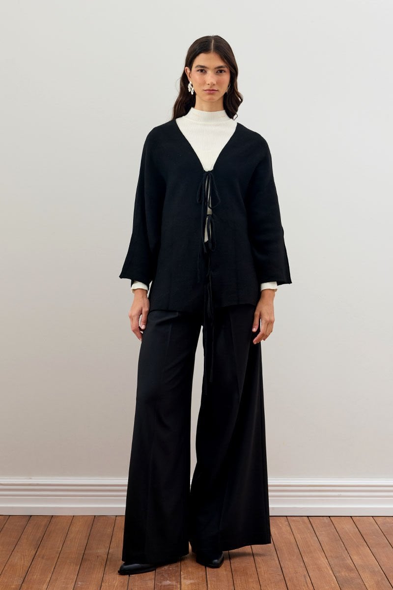 Siyah 3 Fiyonklu Triko Ceket & Siyah Pile Detay Palazzo Pantolon