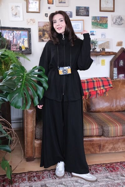 Siyah Oysho Fermuarlı Takım