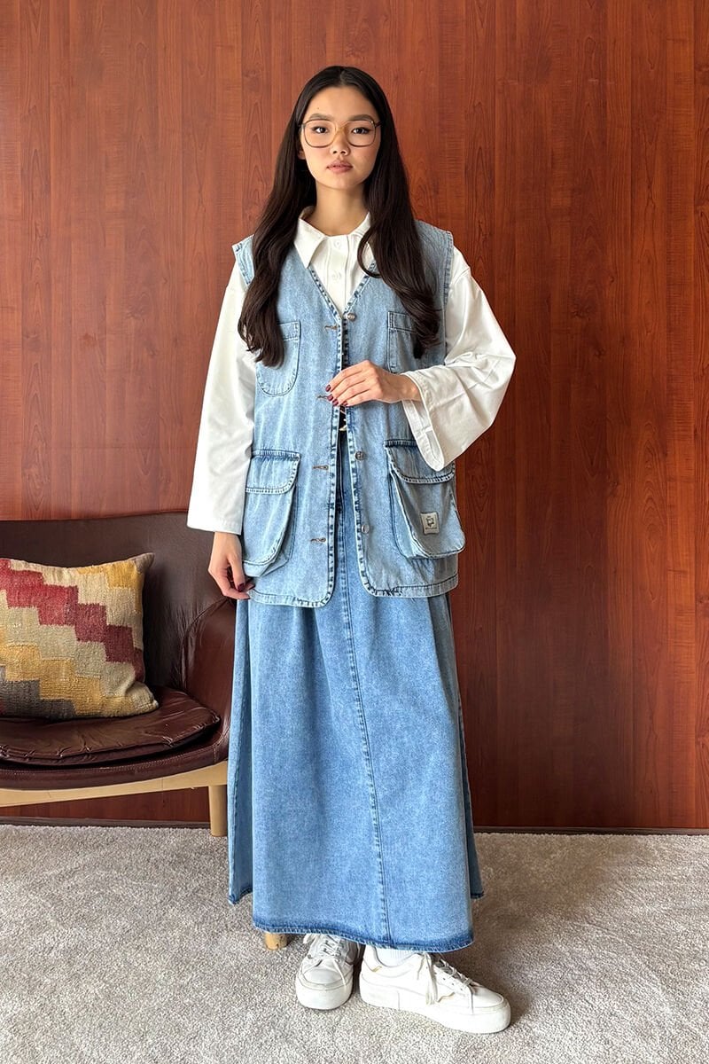 Buz Mavisi Kargo Cepli Kot Yelek & Buz Mavi Kot Tek Düğmeli Etek Takım