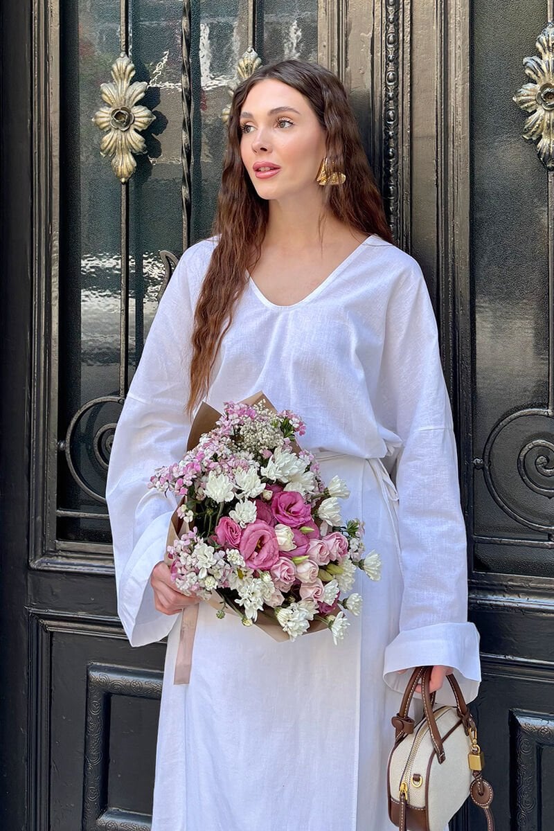 Beyaz Organik Keten V Yaka Bluz