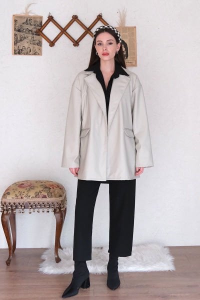 Taş Deri Ceket & Siyah Krep Boru Paça Pantolon Takım