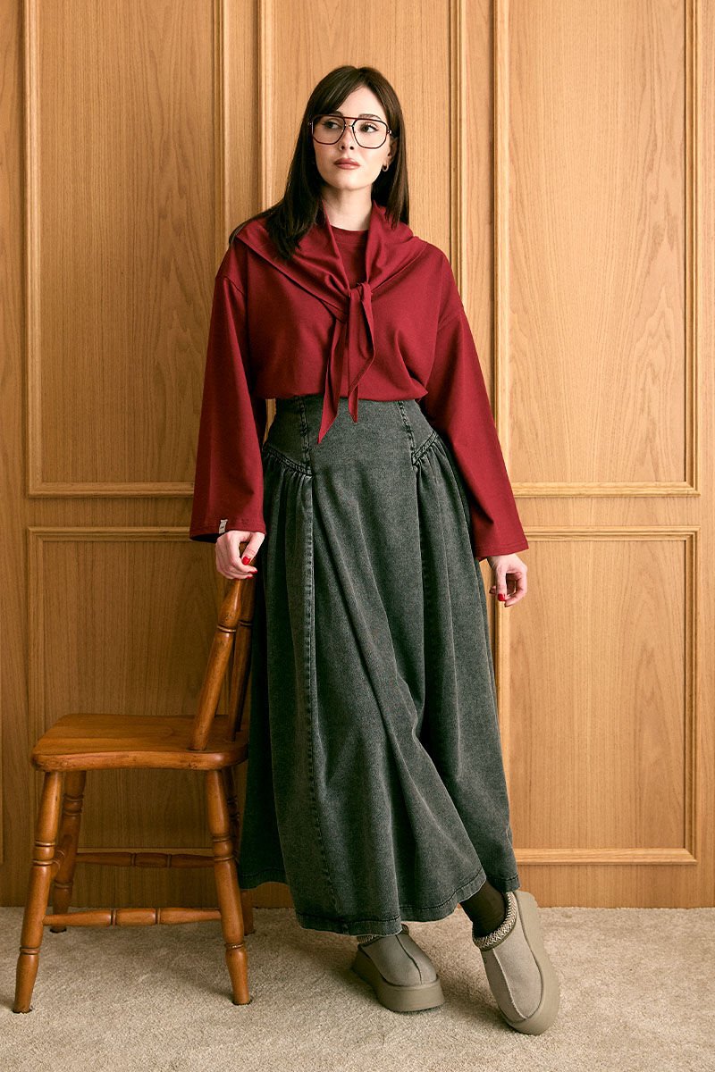 Bordo Fularlı Body & Antrasit Pile Detay Kot Etek Takım