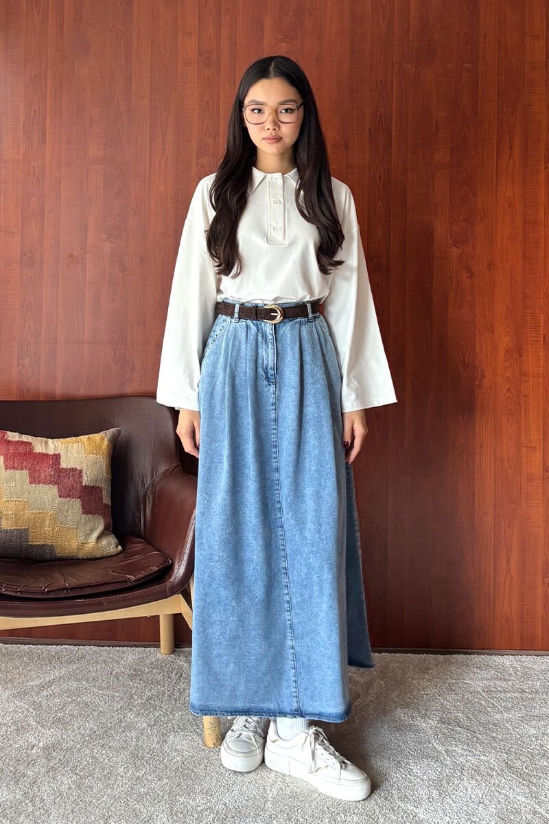 Ekru Süprem Polo Yaka Body & Buz Mavi Kot Tek Düğmeli Etek Takım