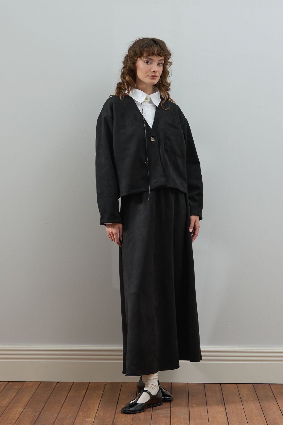 Siyah Süet Kloş Etek - Ceket Takım