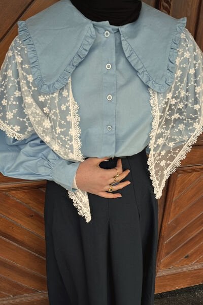 Bebe Mavisi Yakası Fırfırlı Crop Gömlek