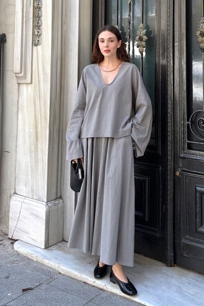 Gri Organik Keten Balon Etek & V Yaka Bluz Takım