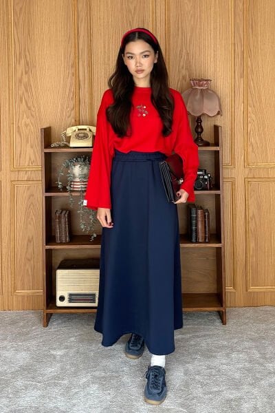 Kırmızı Nakışlı Body & İndigo Scuba Etek Takım