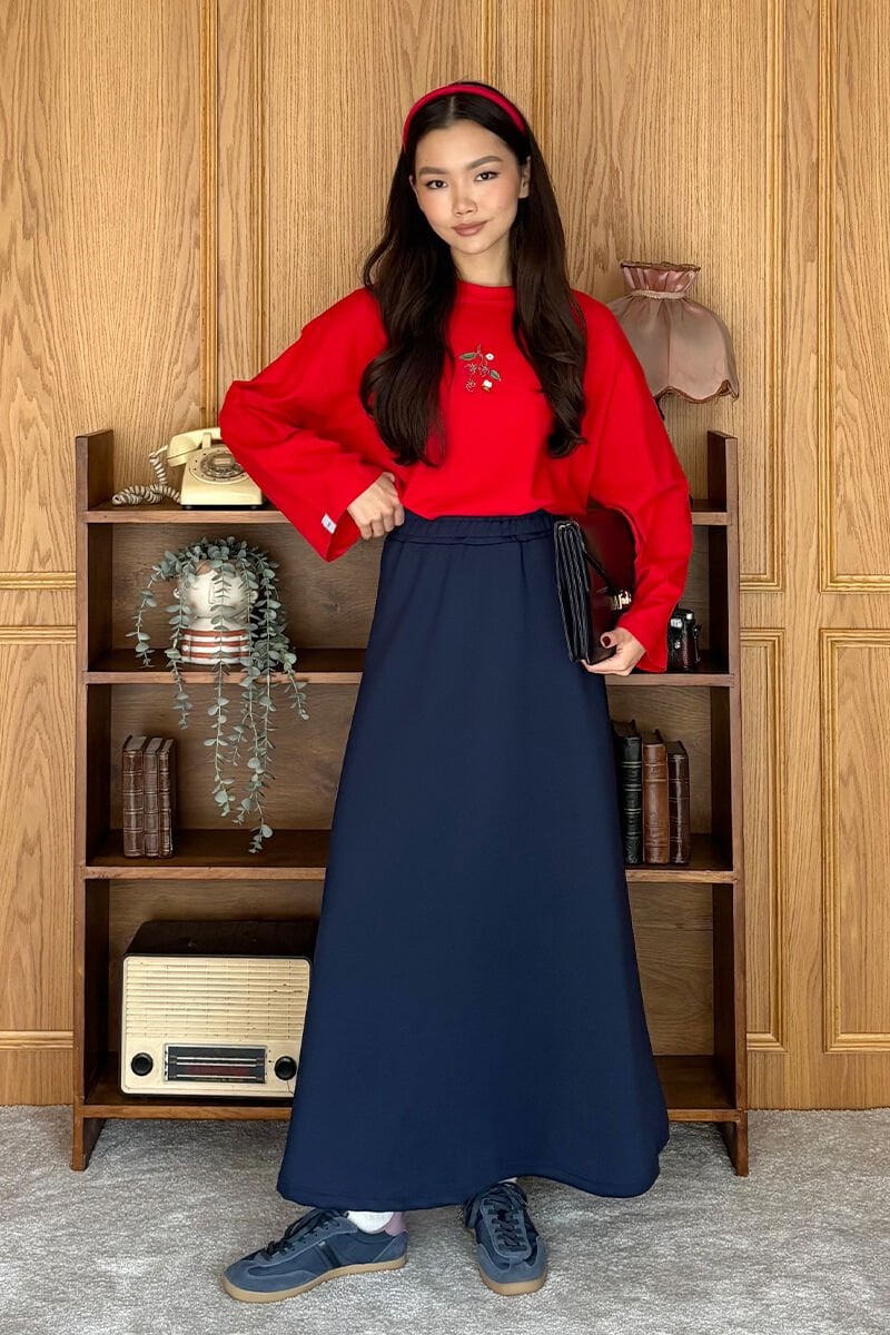 Kırmızı Nakışlı Body & İndigo Scuba Etek Takım