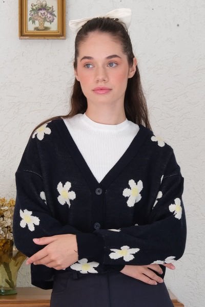 Lacivert Papatya Desen Triko Crop Hırka