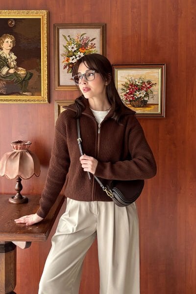 Acı Kahve Fermuarlı Triko Hırka