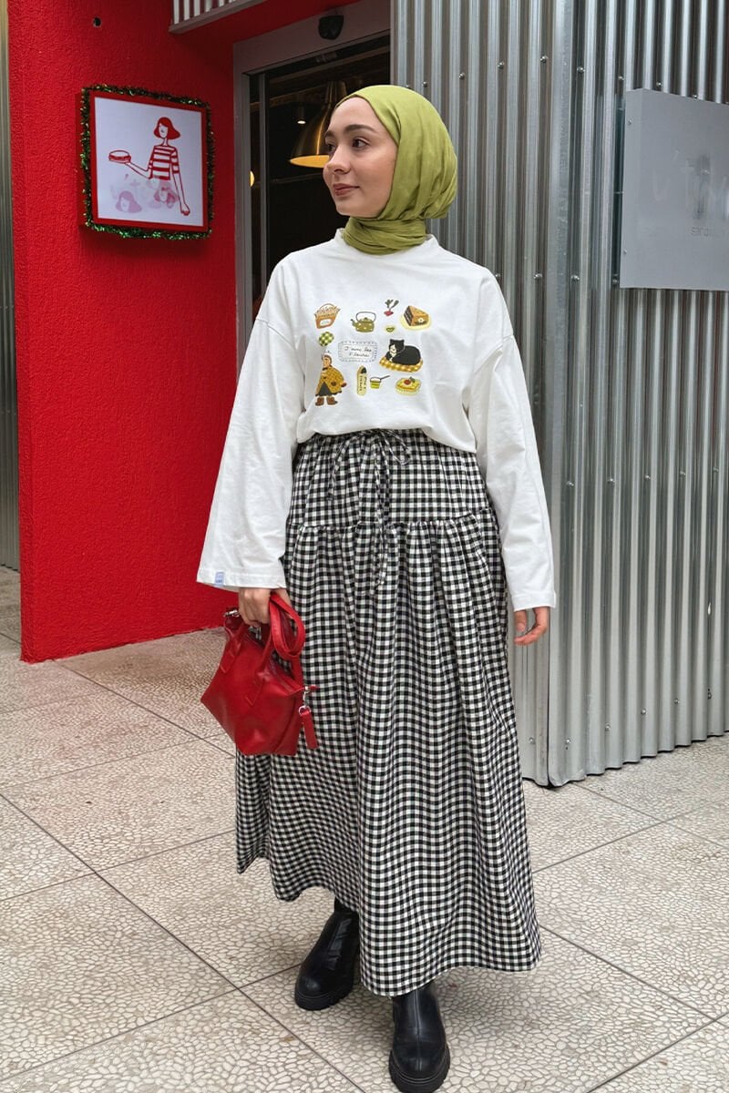 Ekru Lazy Cat Baskılı Basic Body & Siyah Pötikare Fırfır Detay Poliviskon Etek Takım